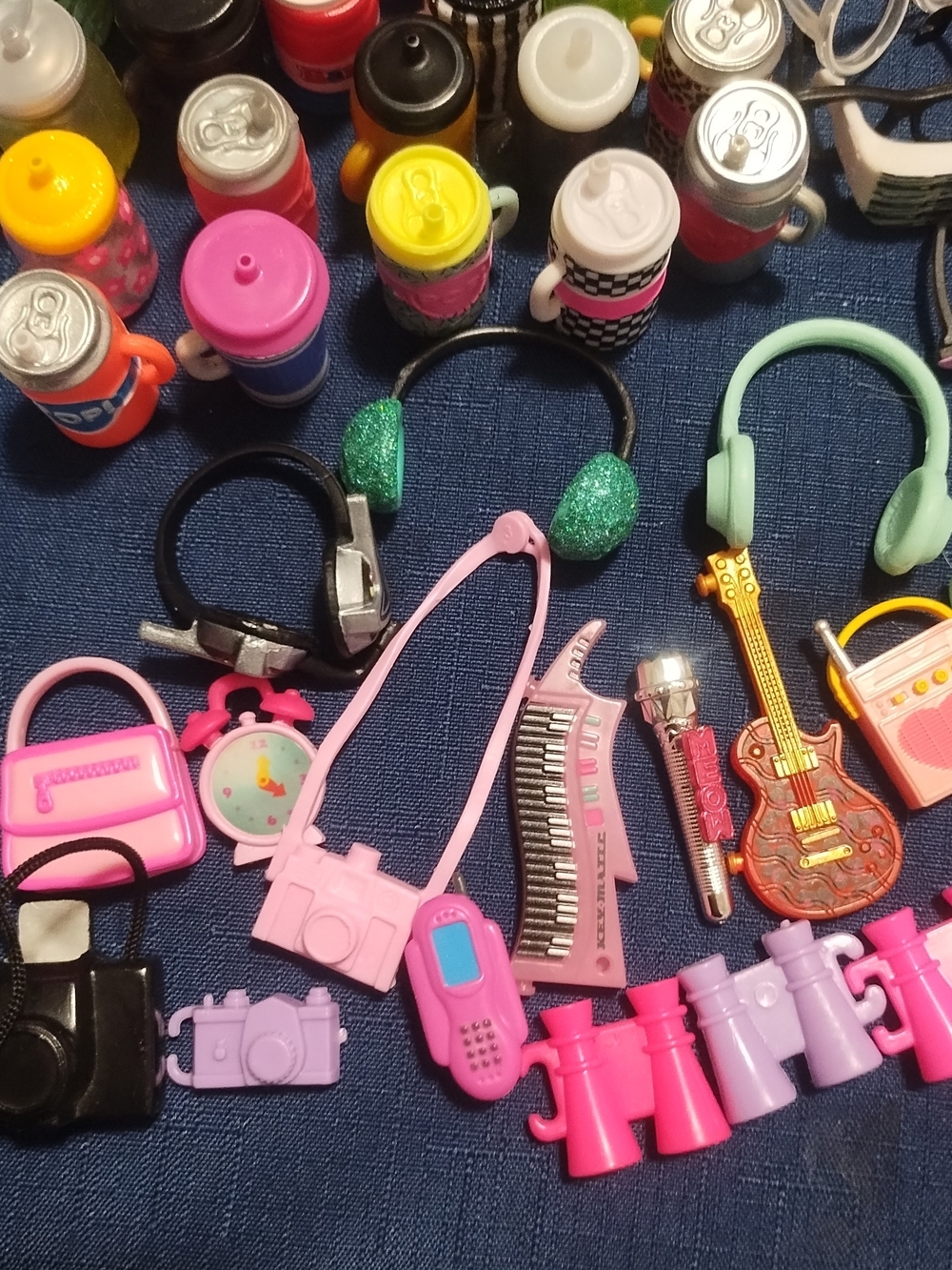 LOL DOLL ACCESSORIES - Picture 7 of 14